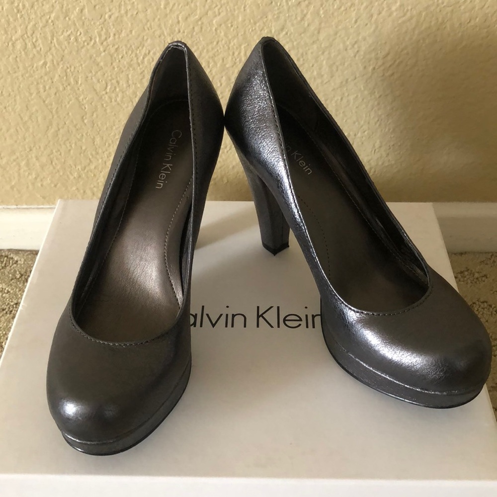 Calvin Klein Scarlet Crnkl Metlic